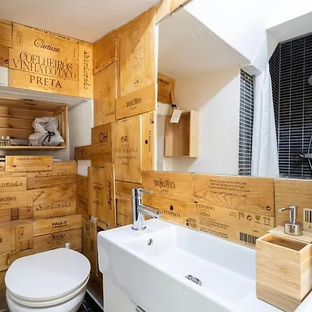 Apartment The White Principe Real Lissabon