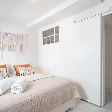 Apartment The White Principe Real Lissabon