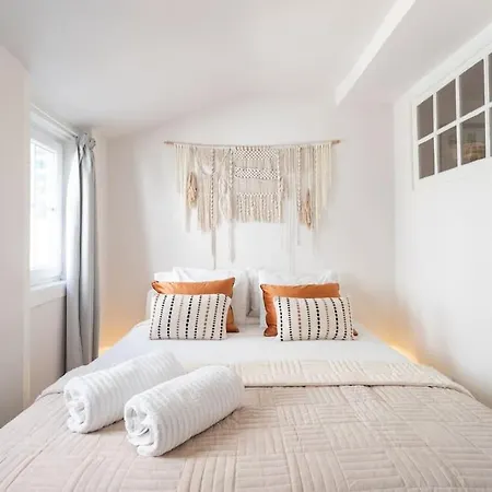 The White Principe Real